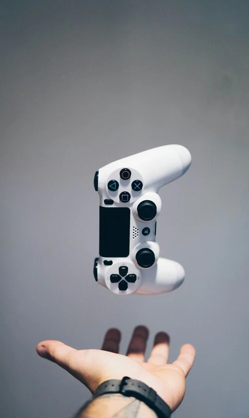 Manette PS4 DualSense + 3 jeux
